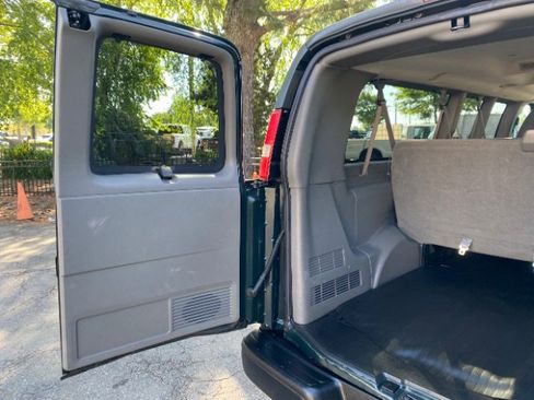 Used 2014 Chevrolet Express 3500 LS RWD image 10