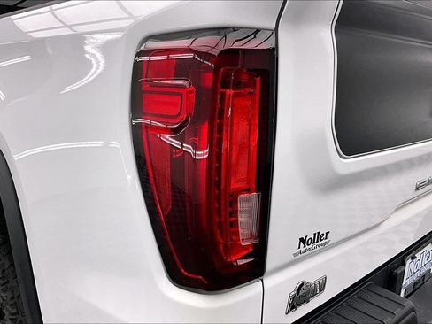Used 2023 GMC Sierra 1500 AT4X w/ AT4X AEV Edition AWD/4WD image 31