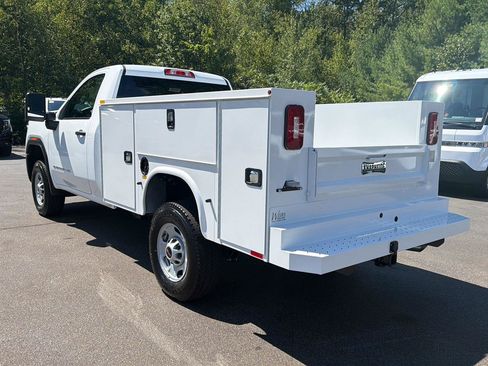 New 2026 GMC Sierra 2500 Pro w/ Convenience Package AWD/4WD image 3