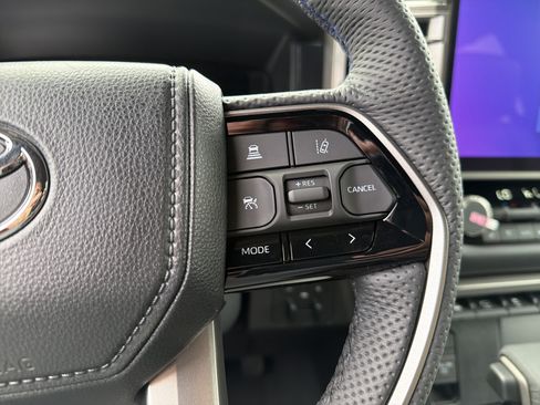 New 2026 Toyota Sequoia Platinum AWD/4WD image 4