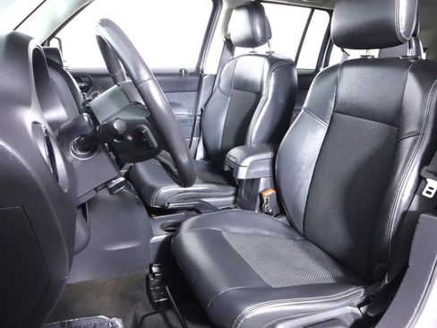 Used 2017 Jeep Patriot Sport image 22