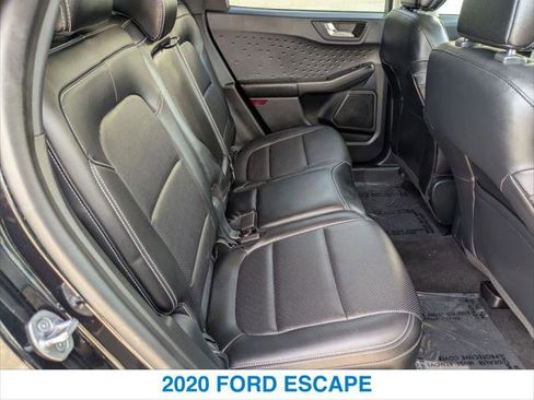 Used 2020 Ford Escape SE Sport image 24