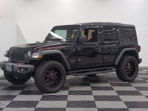 Used 2018 Jeep Wrangler Unlimited Rubicon AWD/4WD image 3