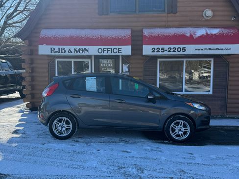 Used 2017 Ford Fiesta SE w/ Cold Weather Package image 2