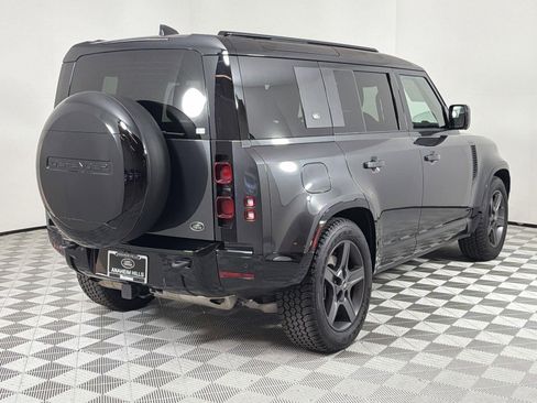 Certified 2023 Land Rover Defender 110 X-Dynamic SE image 4