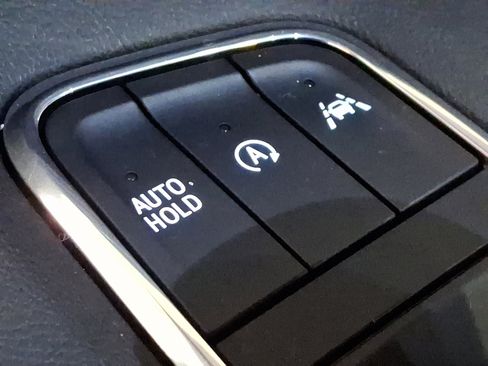 Certified 2023 Cadillac Escalade ESV Premium Luxury image 25