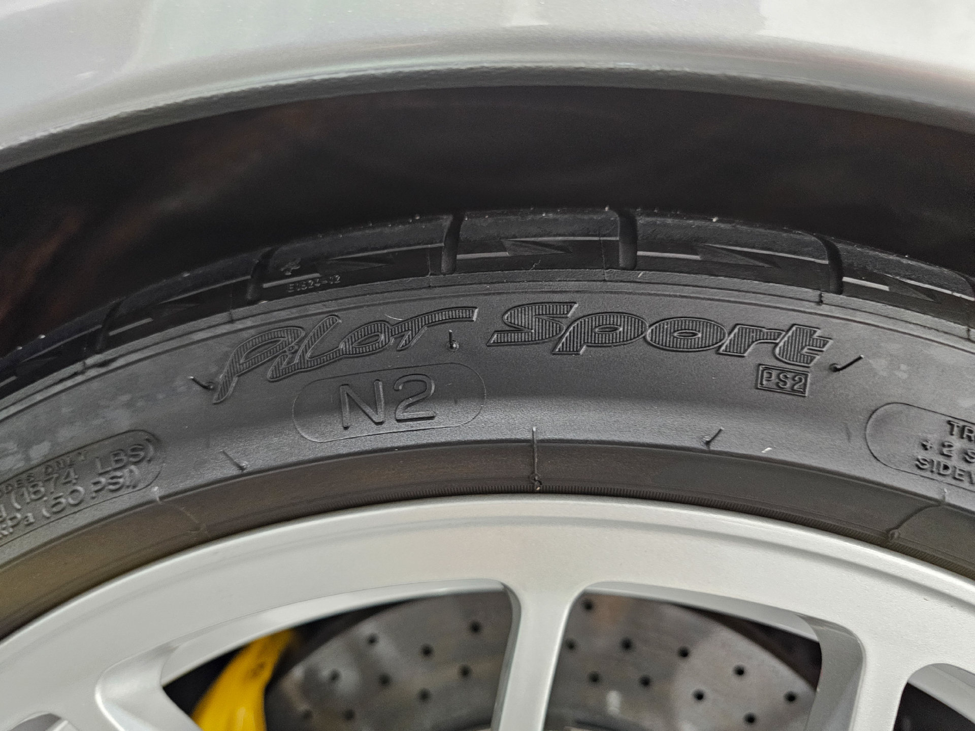 Used 2011 Porsche 911 Turbo S AWD/4WD image 90