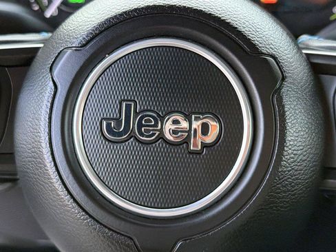Used 2024 Jeep Wrangler Unlimited Rubicon 4xe AWD/4WD image 23