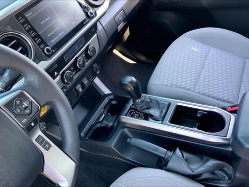 Used 2023 Toyota Tacoma SR5 RWD image 16