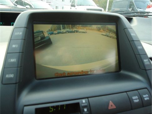 Used 2007 Toyota Prius w/ Pkg 6 FWD image 26