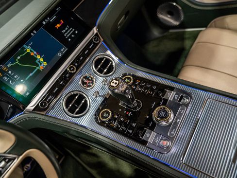 Used 2020 Bentley Continental GT V8 image 34