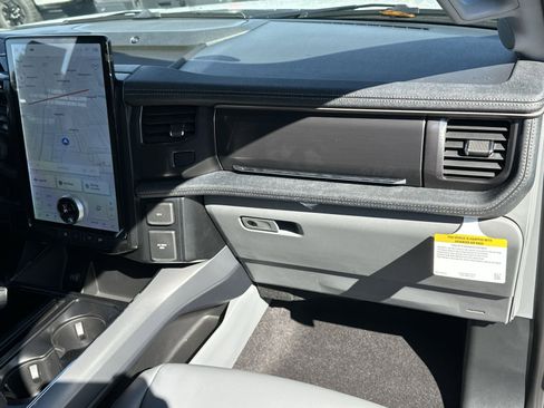 New 2025 Ford F150 Lightning Flash image 38