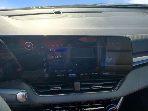 Used 2026 Chevrolet Equinox RS w/ Convenience Package III AWD/4WD image 10