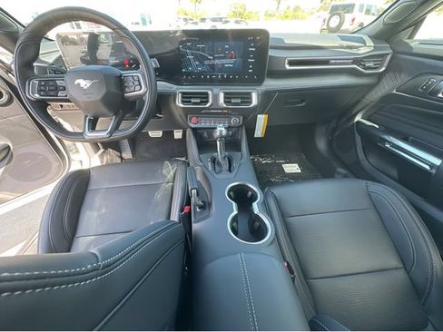 New 2026 Ford Mustang GT Premium w/ GT Performance Package RWD image 18