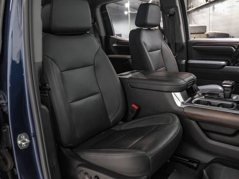 Used 2023 GMC Sierra 1500 SLT AWD/4WD image 31
