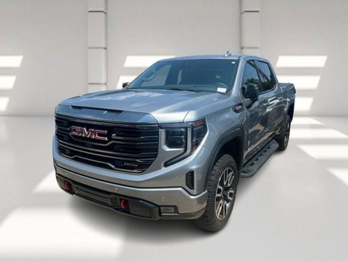 Used 2024 GMC Sierra 1500 AT4 w/ Technology Package image 2