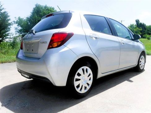 Used 2015 Toyota Yaris L FWD image 7
