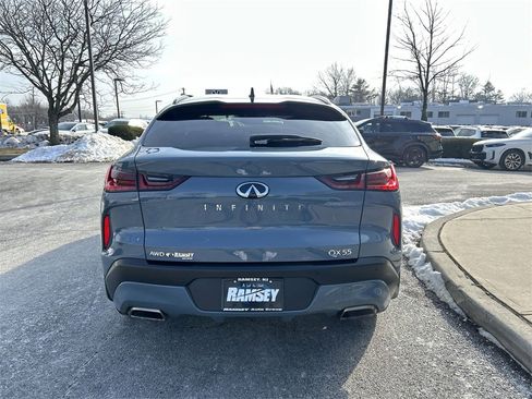 Certified 2023 INFINITI QX55 Essential image 7