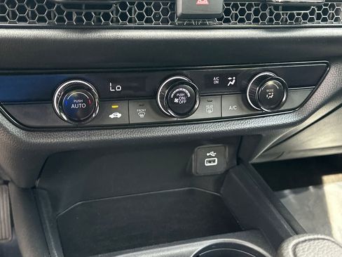 Used 2023 Honda HR-V LX image 26