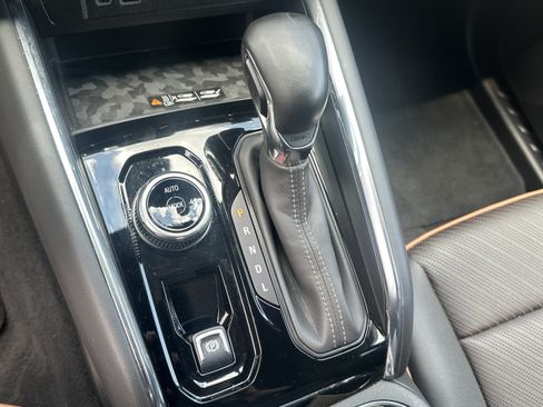 Used 2023 GMC Canyon AT4 w/ AT4 Premium Package AWD/4WD image 27