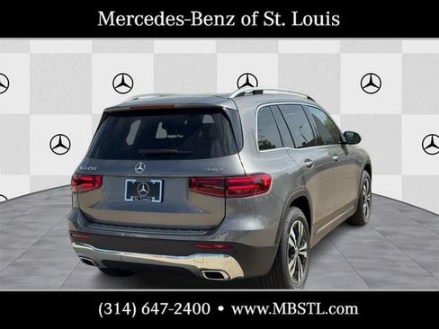 New 2026 Mercedes-Benz GLB 250 4MATIC image 3