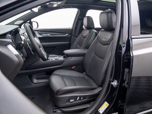 New 2025 Cadillac XT5 Sportv w/ Technology Package image 16