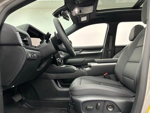 New 2026 GMC Terrain Elevation w/ Elevation Premium Package image 17