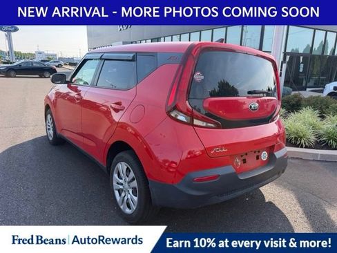 Used 2020 Kia Soul LX FWD image 5