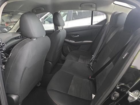 Used 2025 Nissan Sentra SR FWD image 8
