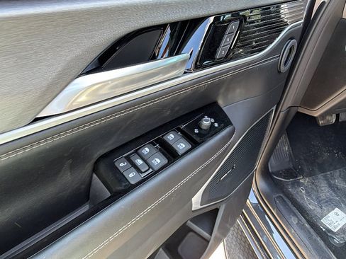 New 2026 Jeep Grand Wagoneer Limited AWD/4WD image 15
