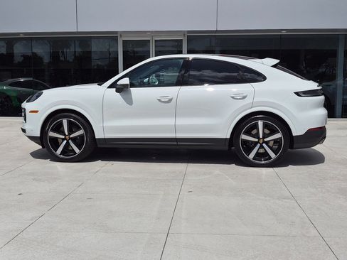 New 2026 Porsche Cayenne Coupe AWD/4WD image 2
