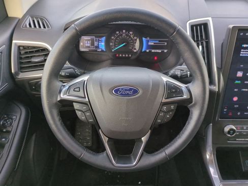 Used 2024 Ford Edge Titanium image 22