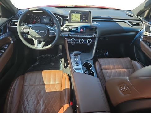 Used 2020 Genesis G70 2.0T w/ Prestige Package image 9