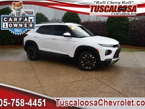 Used 2023 Chevrolet TrailBlazer LT w/ Convenience Package FWD image 1