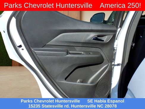 New 2027 Chevrolet Bolt LT w/ Comfort Package FWD image 24