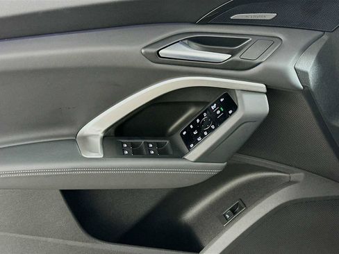 Certified 2025 Audi Q5 Premium Plus w/ Premium Plus image 16