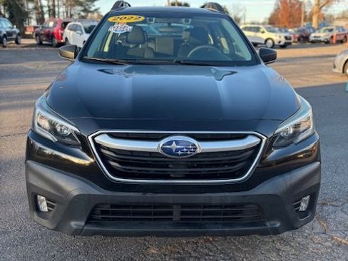 Used 2022 Subaru Outback image 2