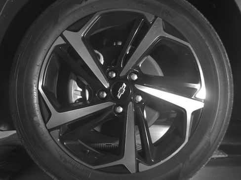 Used 2023 Chevrolet TrailBlazer RS FWD image 10