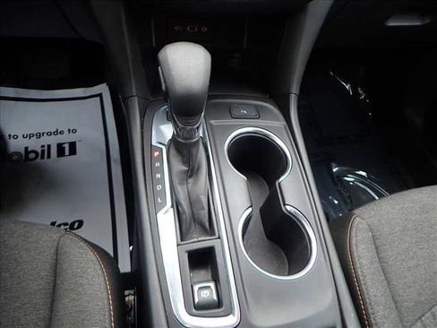 Used 2024 Chevrolet Equinox LT image 21