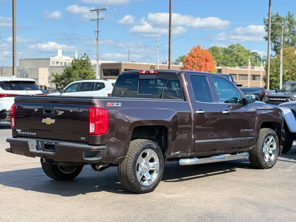 Used 2016 Chevrolet Silverado 1500 LTZ Z71 w/ LTZ Plus Package AWD/4WD image 33