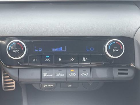 Certified 2025 Hyundai Elantra Sport FWD image 26