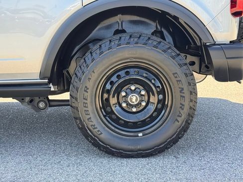 Certified 2023 Ford Bronco Black Diamond AWD/4WD image 14