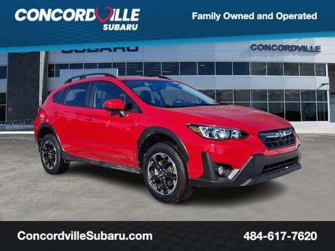Certified 2023 Subaru Crosstrek 2.0i Premium image 1