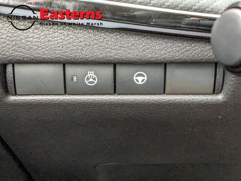 New 2025 Nissan Kicks SR w/ SR Premium Package AWD/4WD image 34