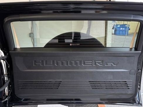 Used 2025 GMC Hummer EV 2X image 7
