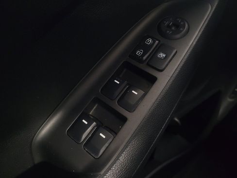 Used 2016 Kia Forte LX FWD image 27