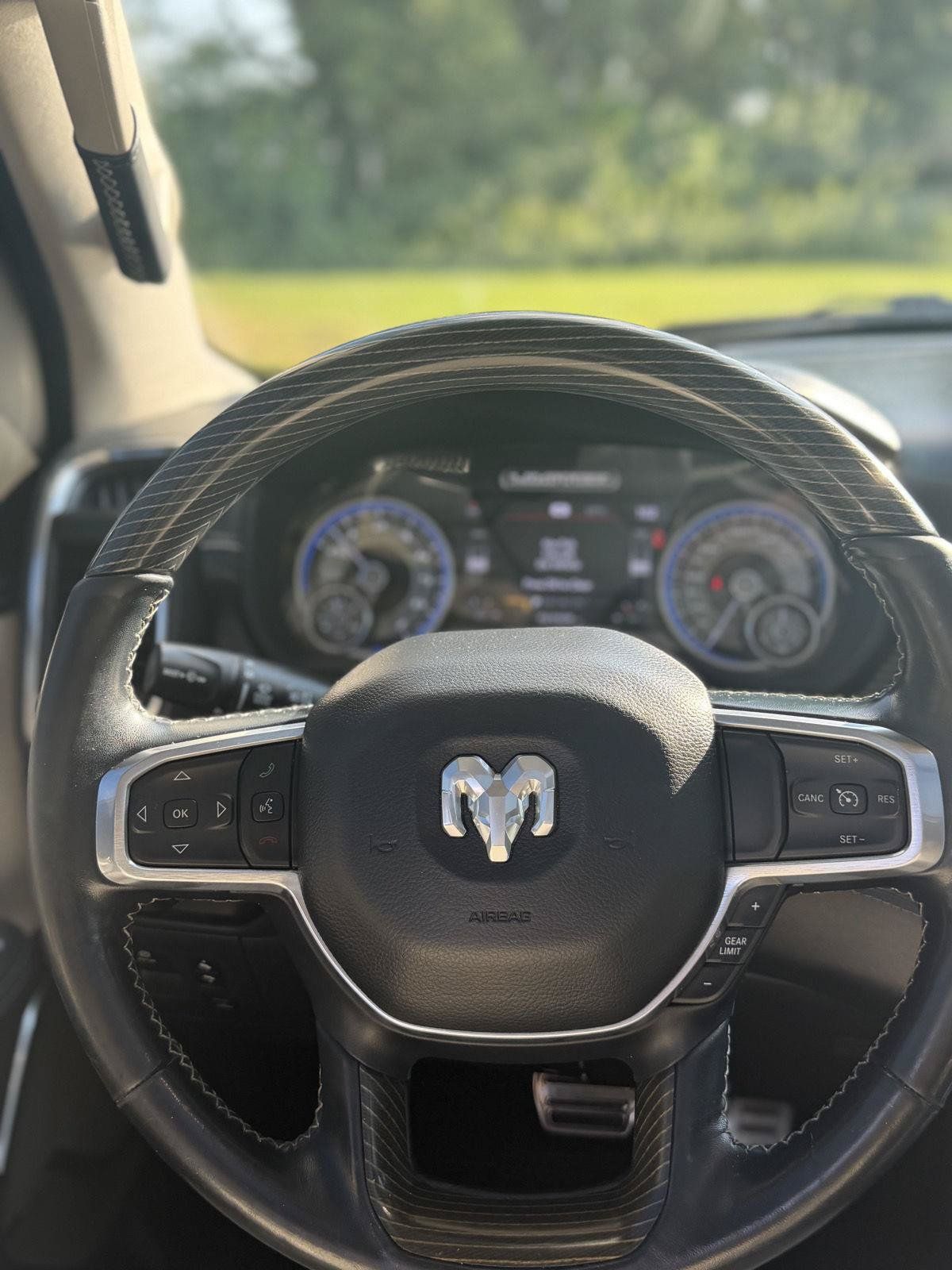 Used 2022 RAM 1500 Limited AWD/4WD image 11