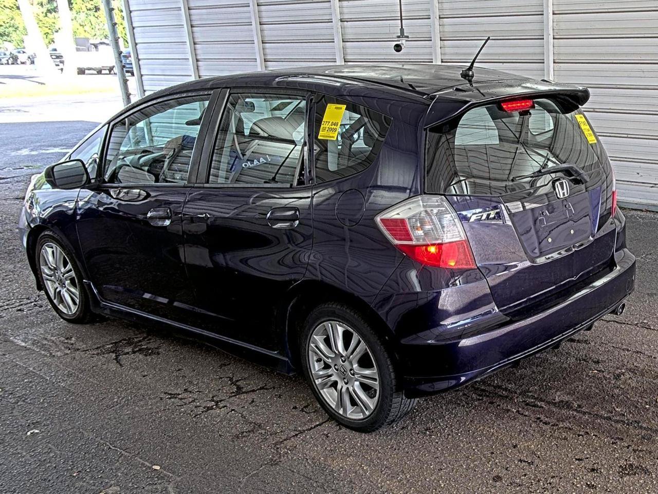 Used 2009 Honda Fit Sport image 5