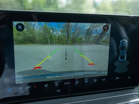 Used 2025 Ford Mustang GT Premium RWD image 29