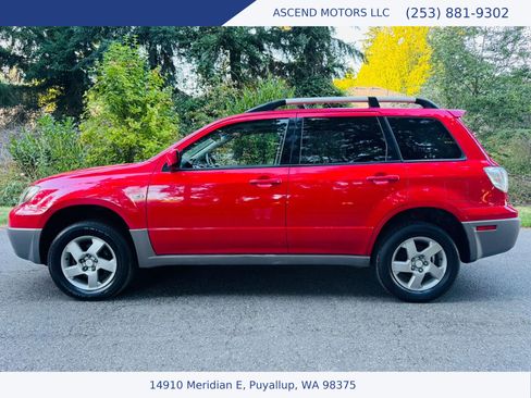 Used 2003 Mitsubishi Outlander XLS image 2